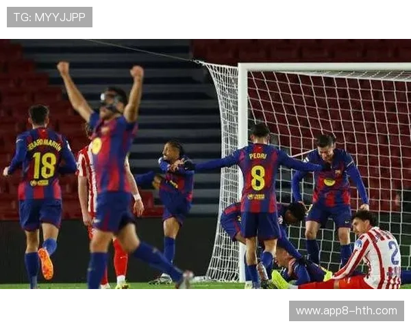 巴萨门将霍安多次关键扑救零封对手，客场坚挺捍卫领头羊优势